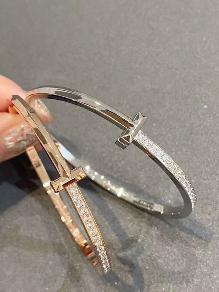 T1 Narrow Crystal Bangle