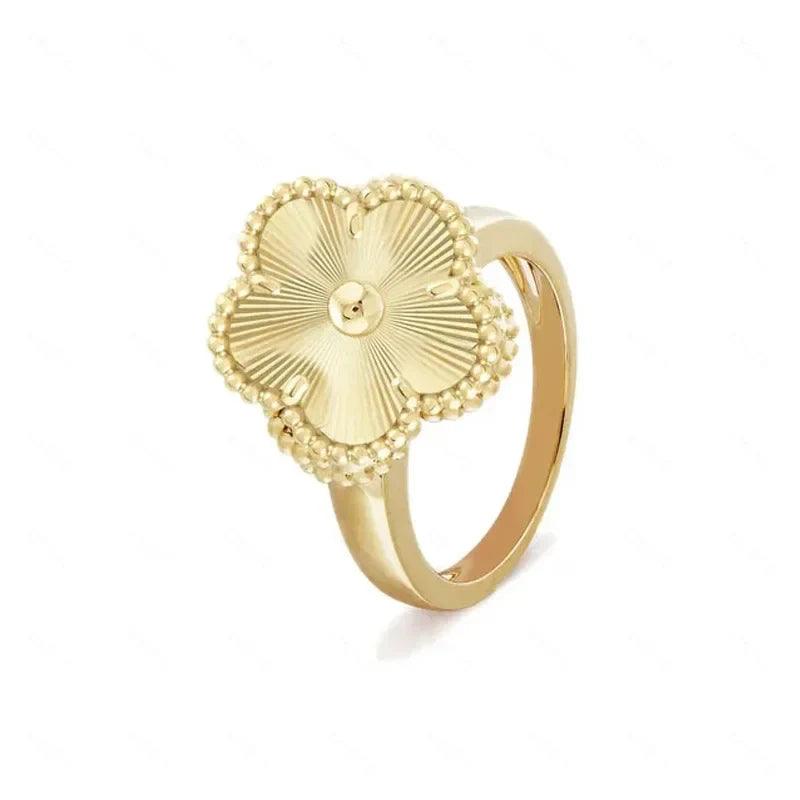 Clover Ring Diana Hampton