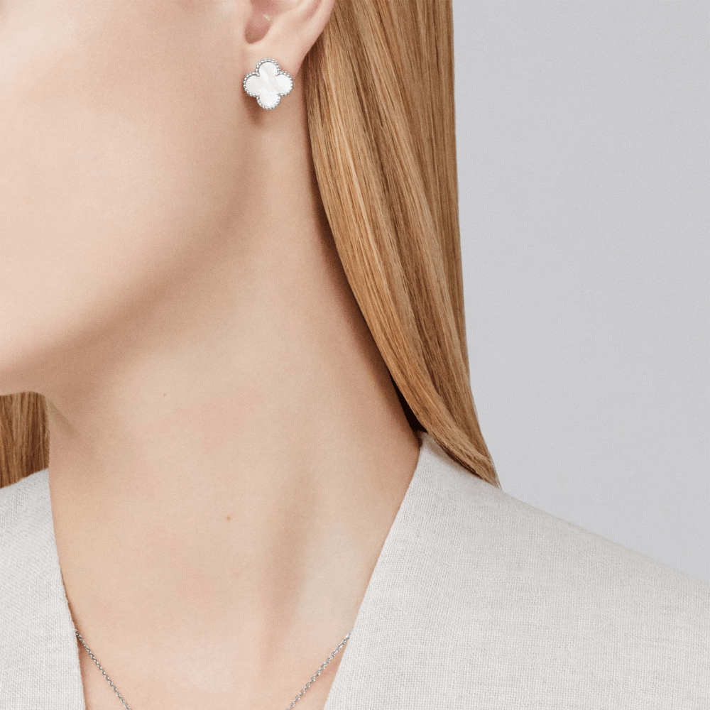 Clover Earstuds Large Motif - Diana Hampton