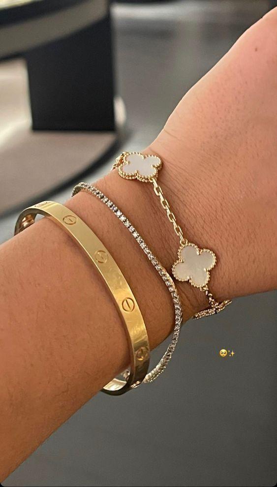 Elegant 18K Gold Classic Love Bracelet