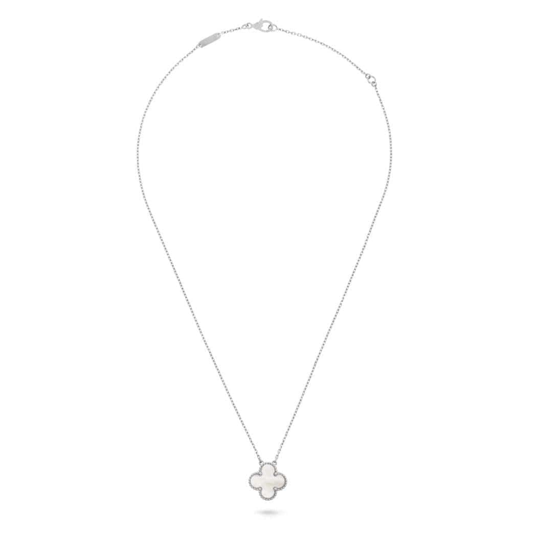 Stunning Clover Necklace Diana Hampton 