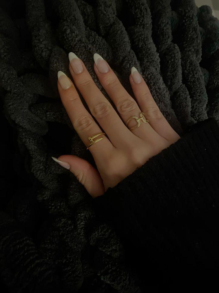 The Nail Ring Diana Hampton 